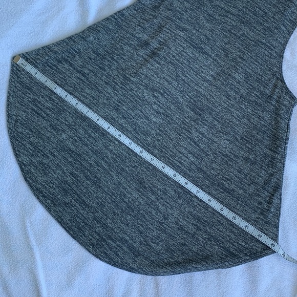 Wilfred Free Racerback Light Grey Tank - Picture 5 of 11
